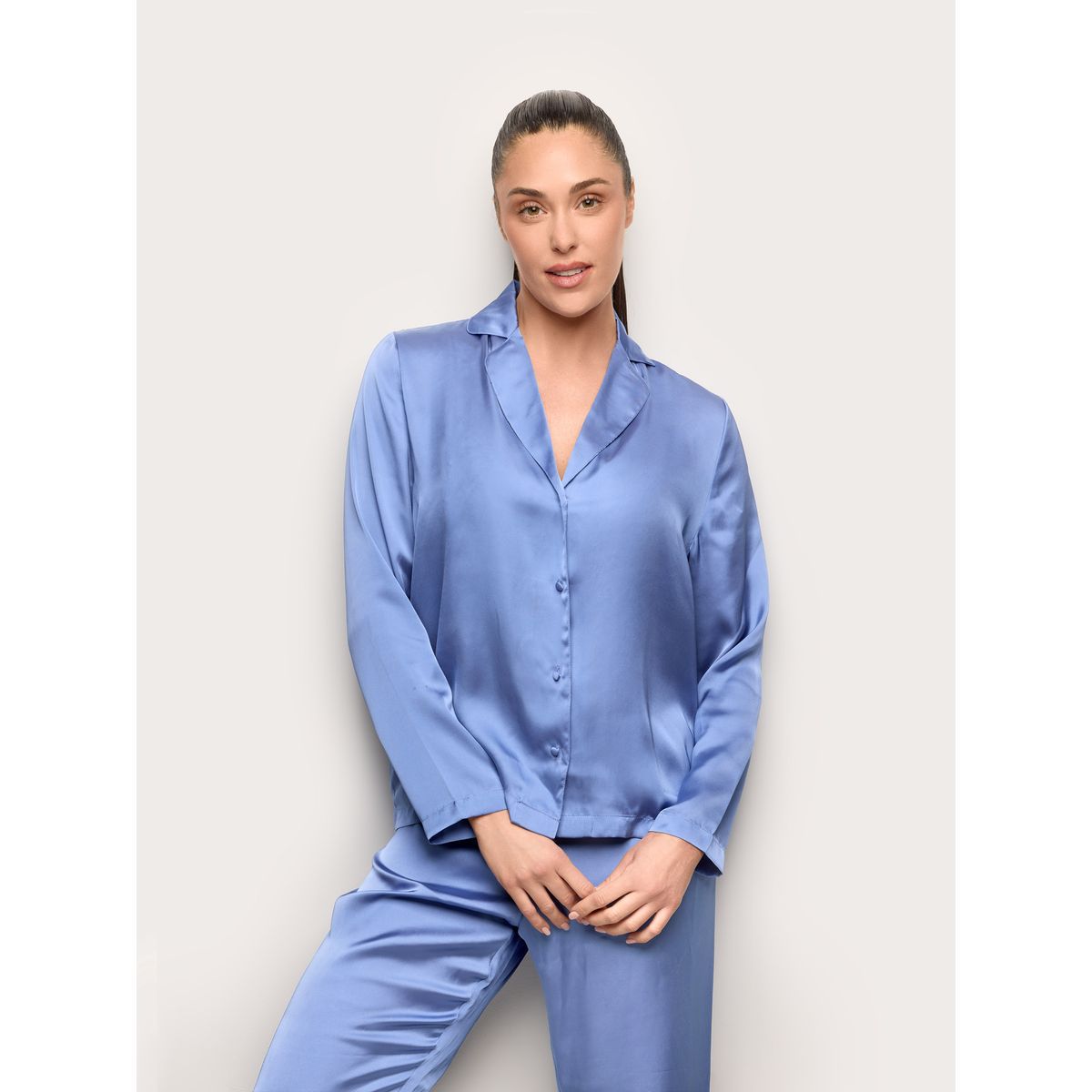 Yamamay Primula Color Lace Long Sleeve Nightshirt-1