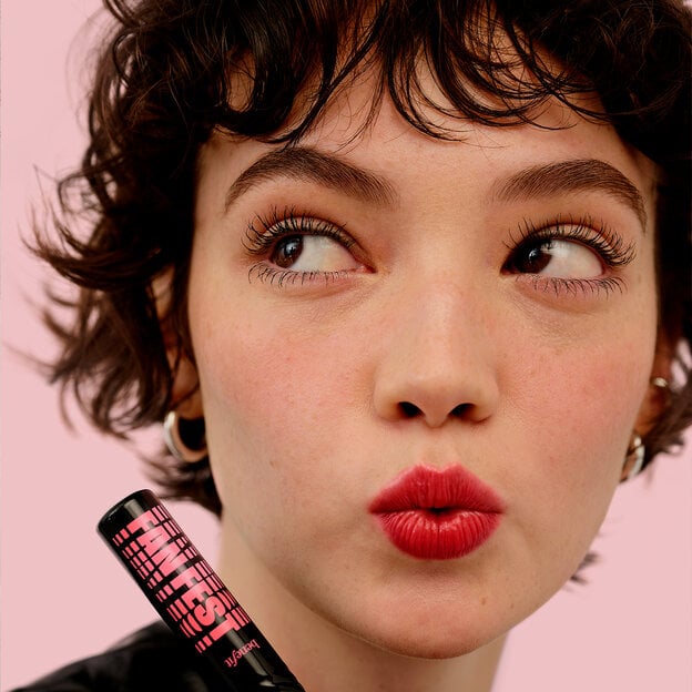 Benefit Fan Fest Fanning & Volumizing Mascara Intense Black 8.5 g-3