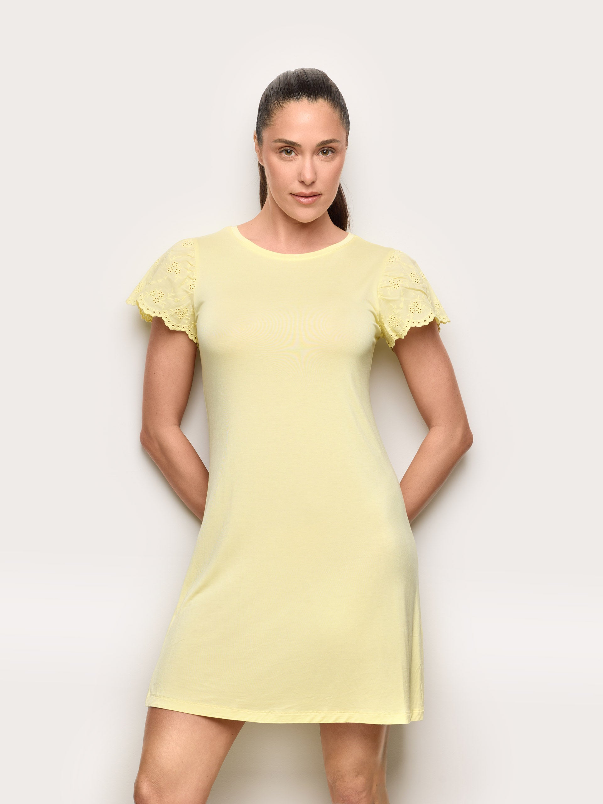 #Color_Yellow