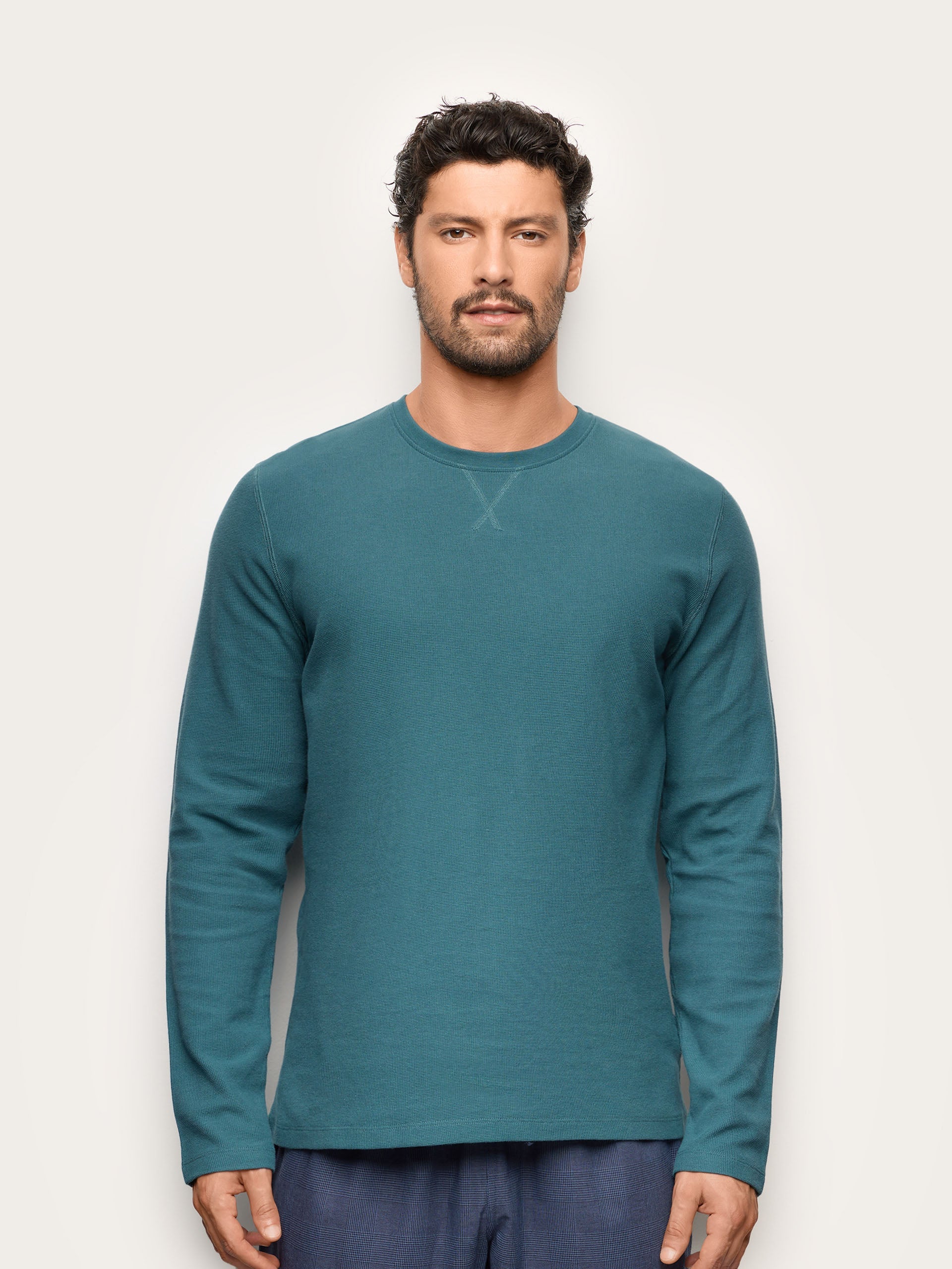 Yamamay men's Night Blue pyjama T-shirt – model view