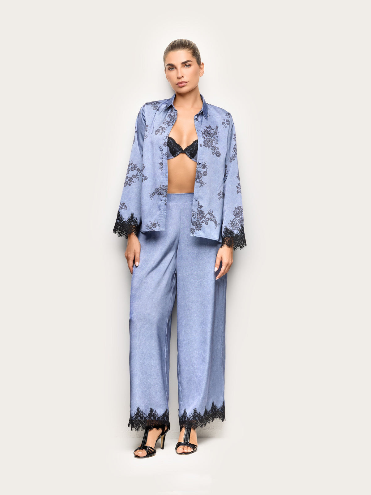 Yamamay Trousers Denim Satin – LPBD193008